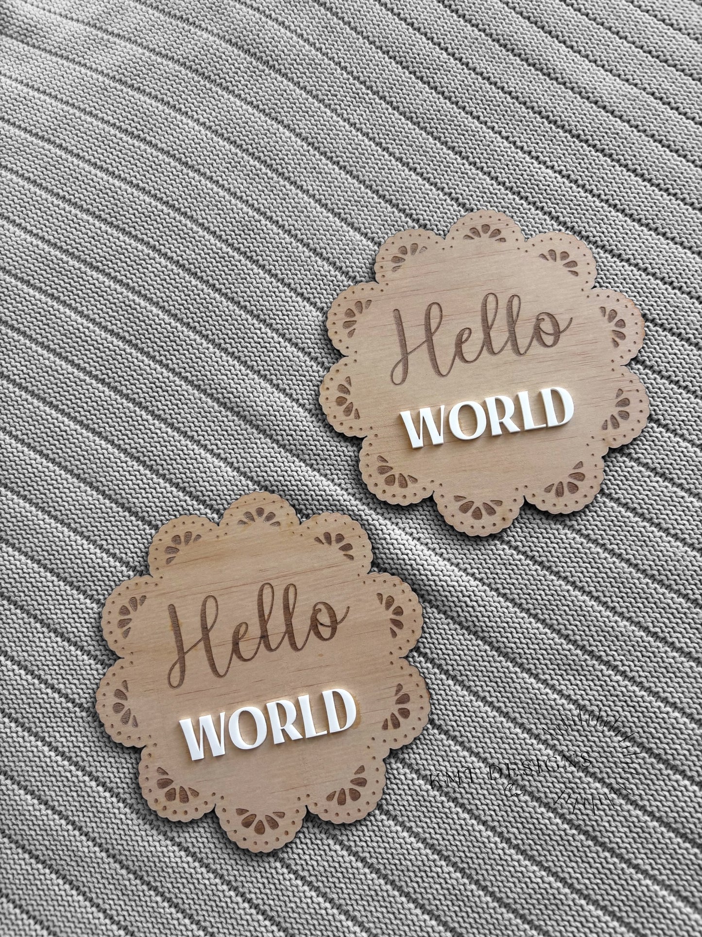 Hello World Scallop Round