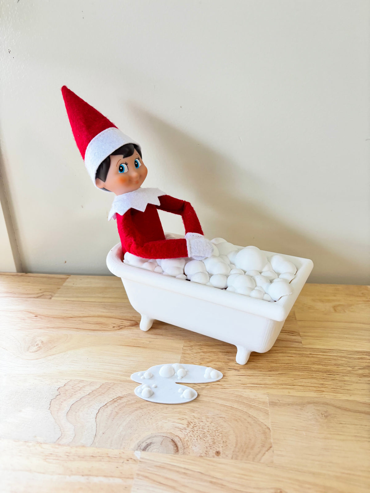 Elf On The Shelf - Spa Bath