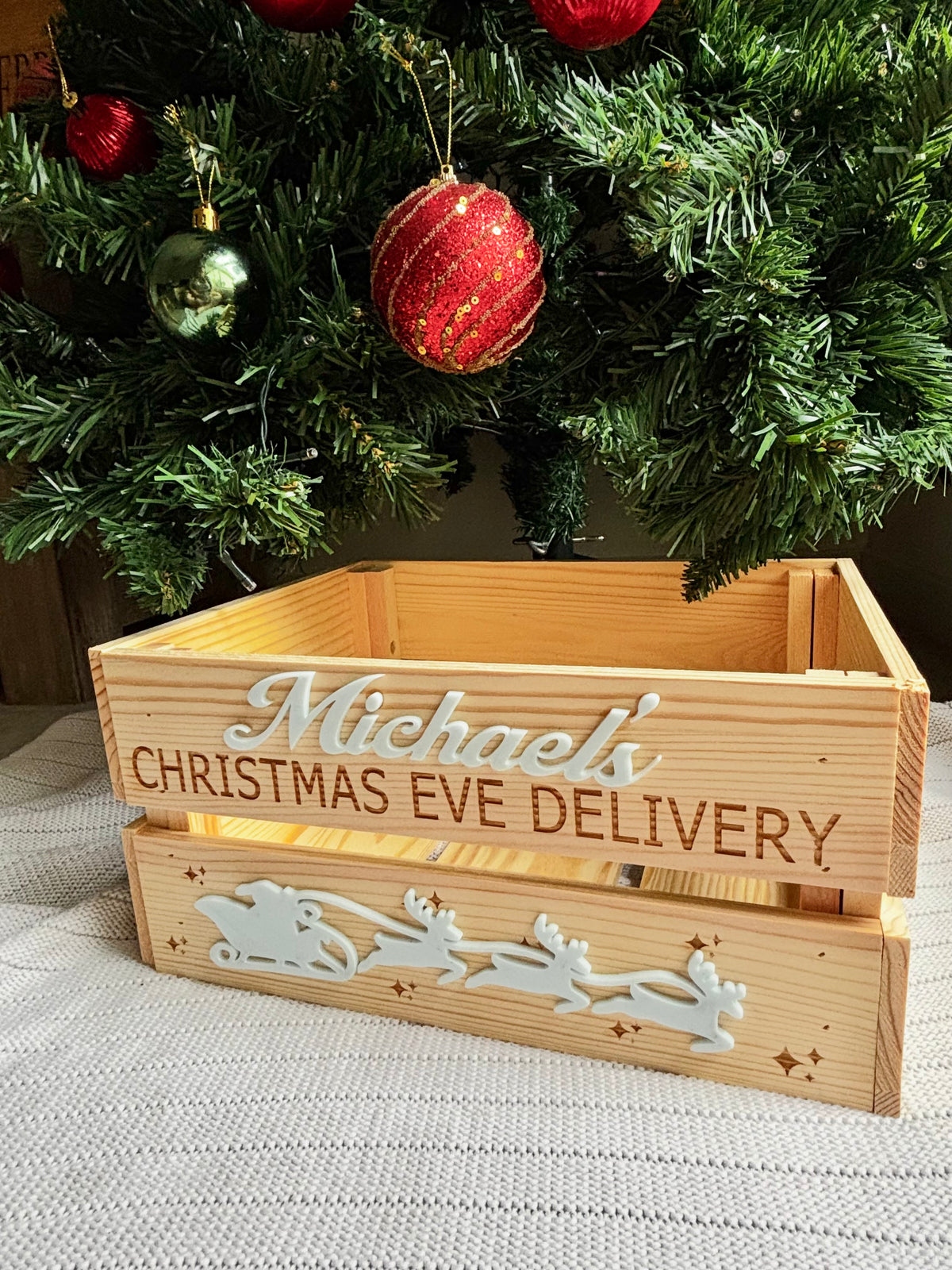 Engraved Crate - Santa & Reindeers Stars