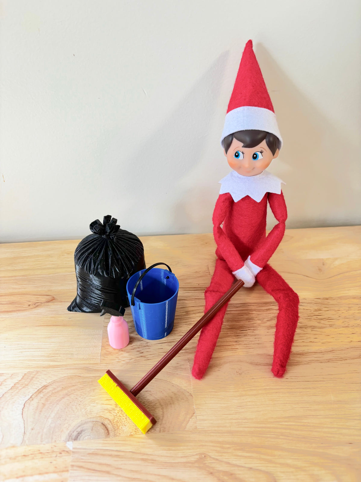 Elf On The Shelf - Cleaning Kit